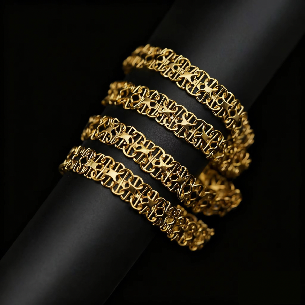 X-LÄNK ARMBAND 18K GULDPLÄTERAD